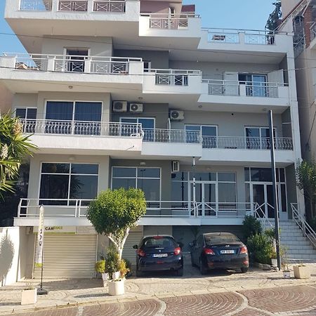 Olivias Apartments City Center Sarande Exterior photo