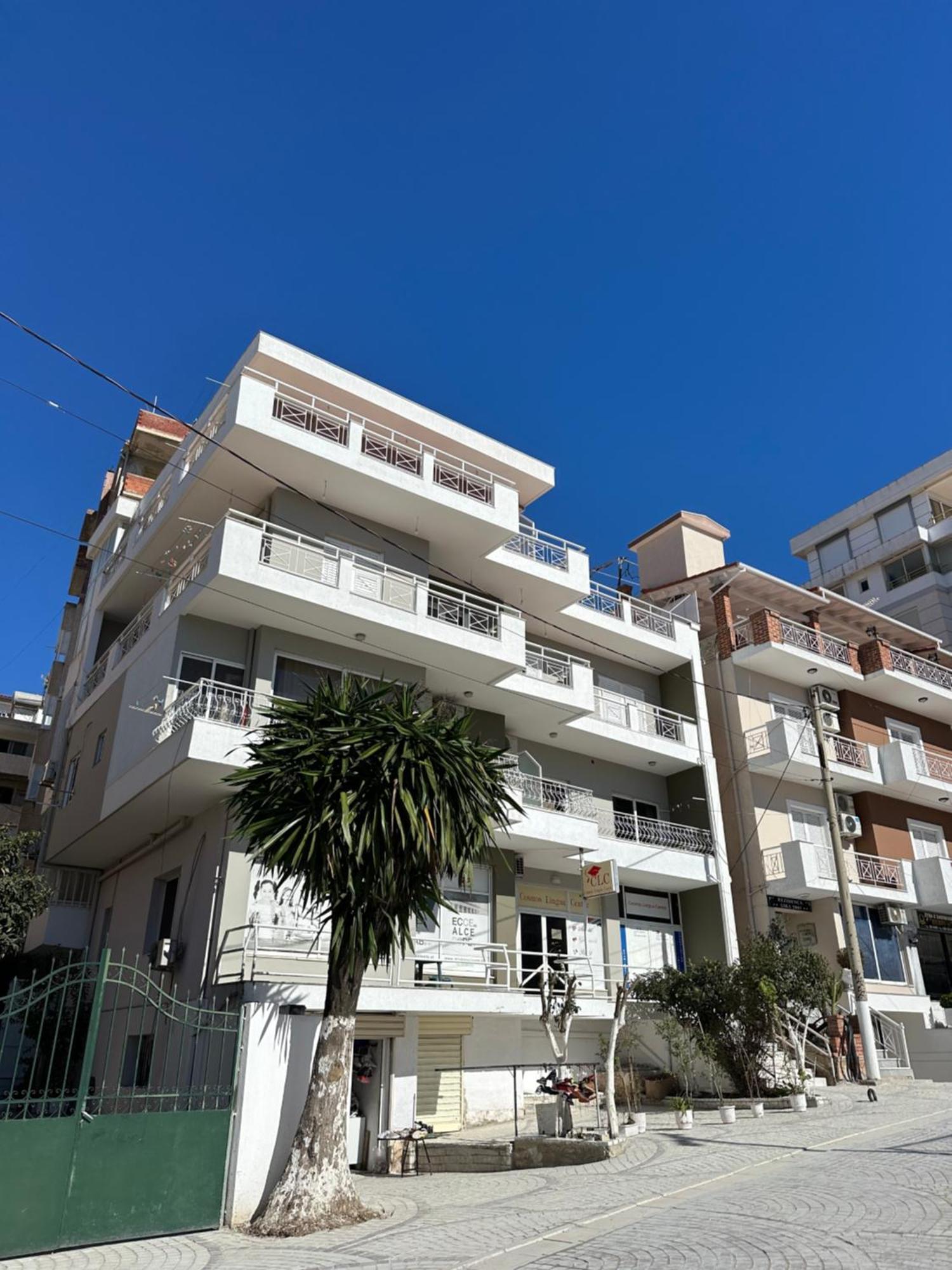 Olivias Apartments City Center Sarande Exterior photo