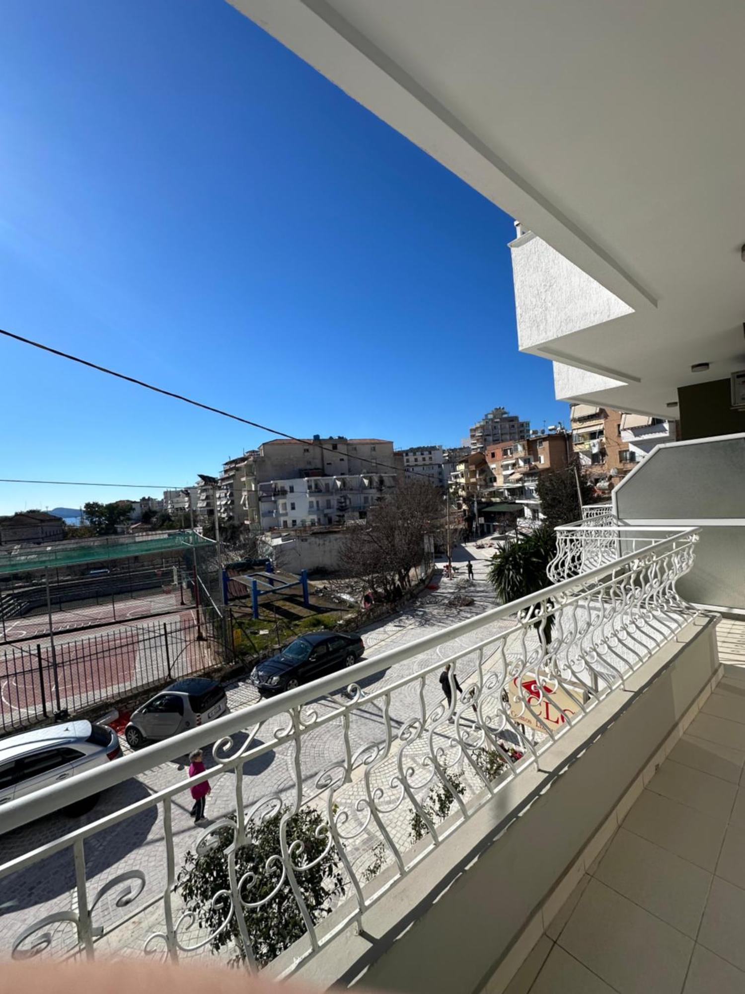 Olivias Apartments City Center Sarande Exterior photo