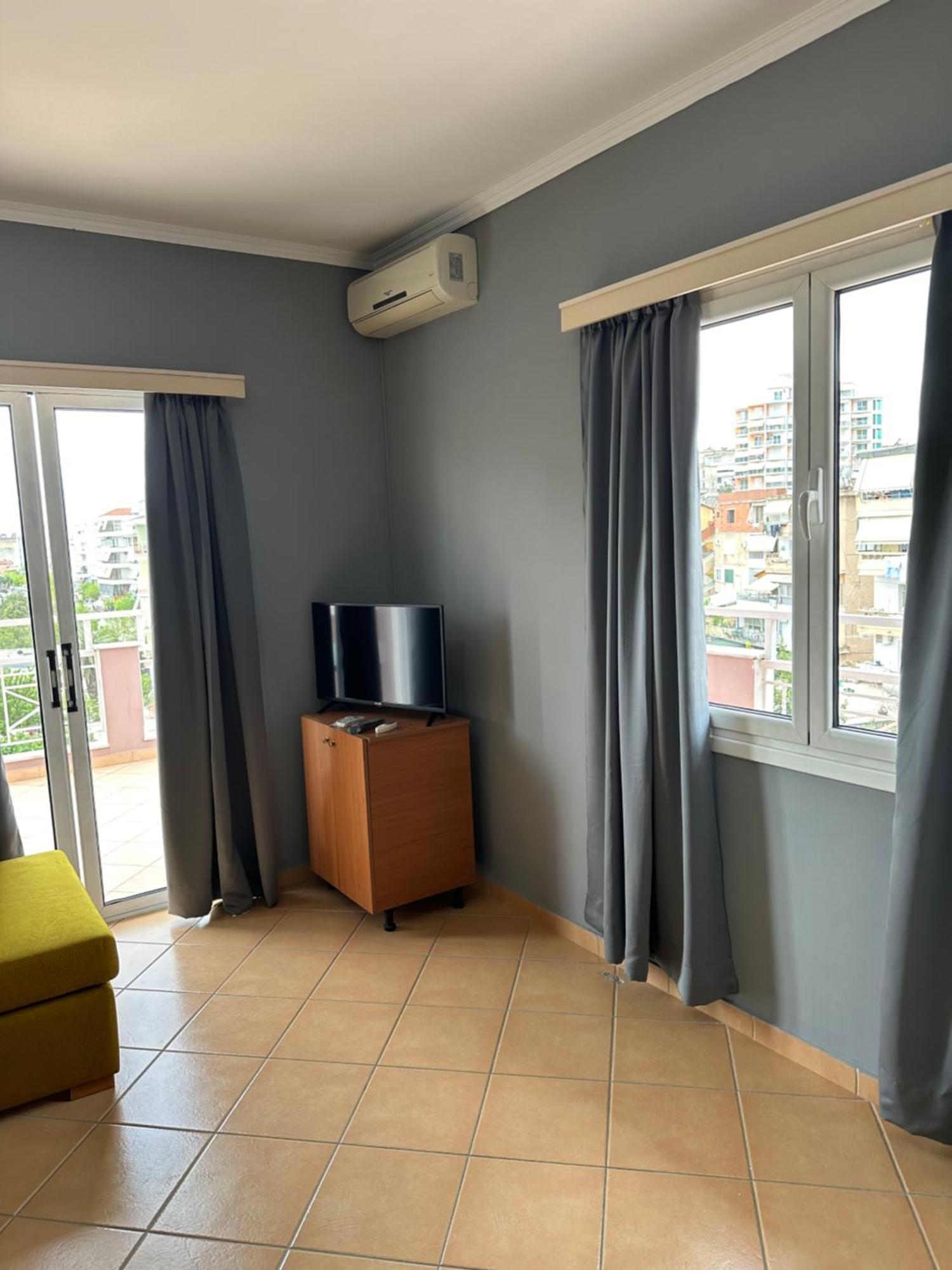Olivias Apartments City Center Sarande Exterior photo