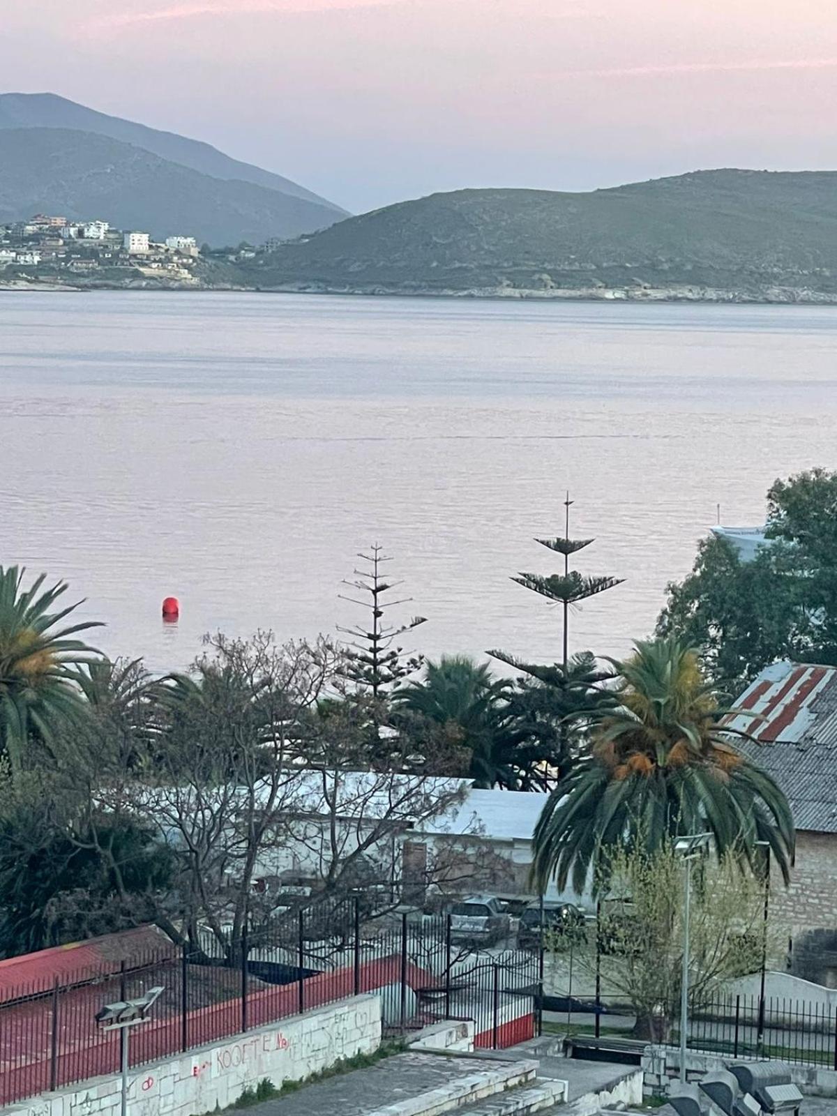 Olivias Apartments City Center Sarande Exterior photo