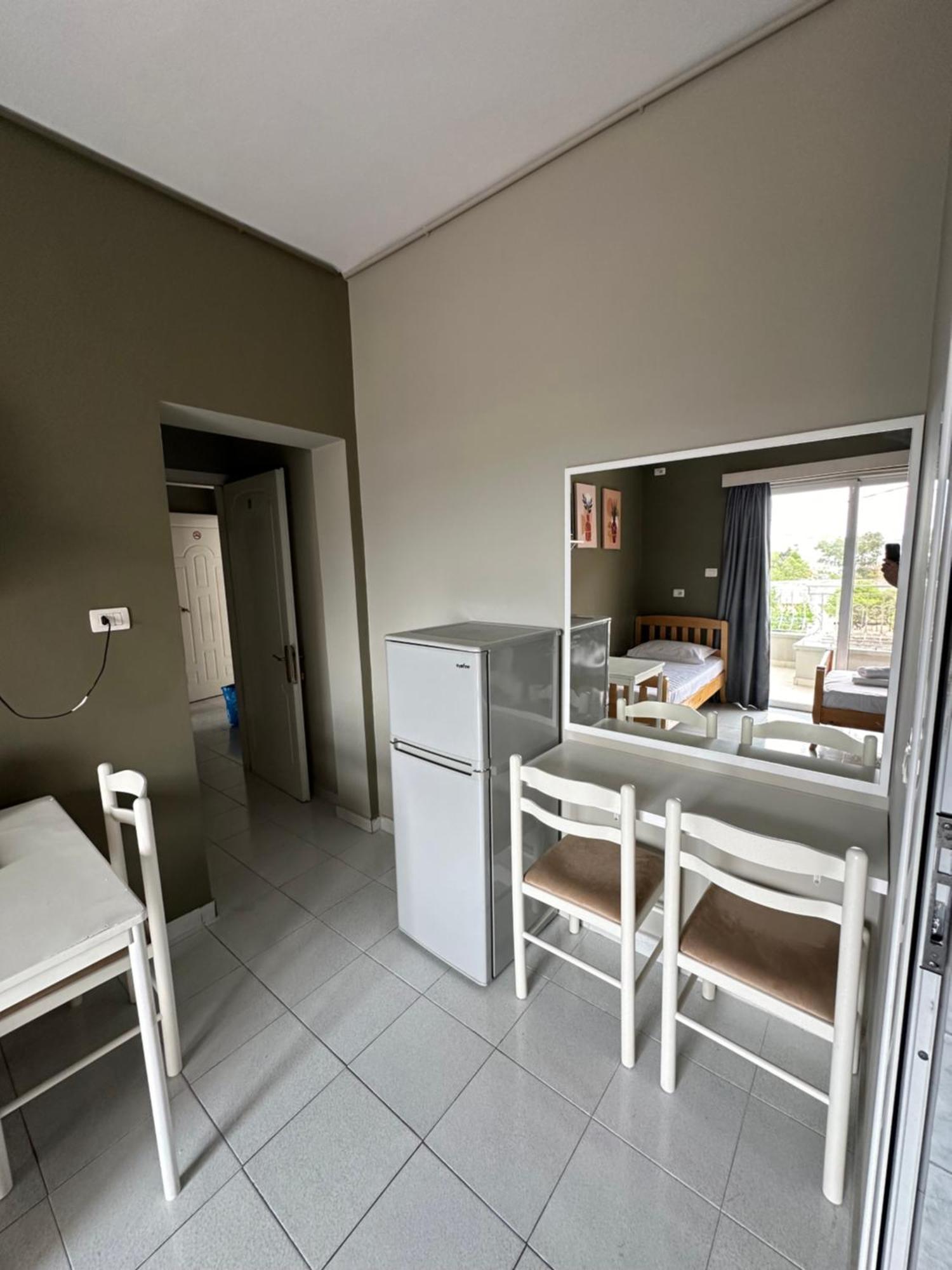 Olivias Apartments City Center Sarande Exterior photo
