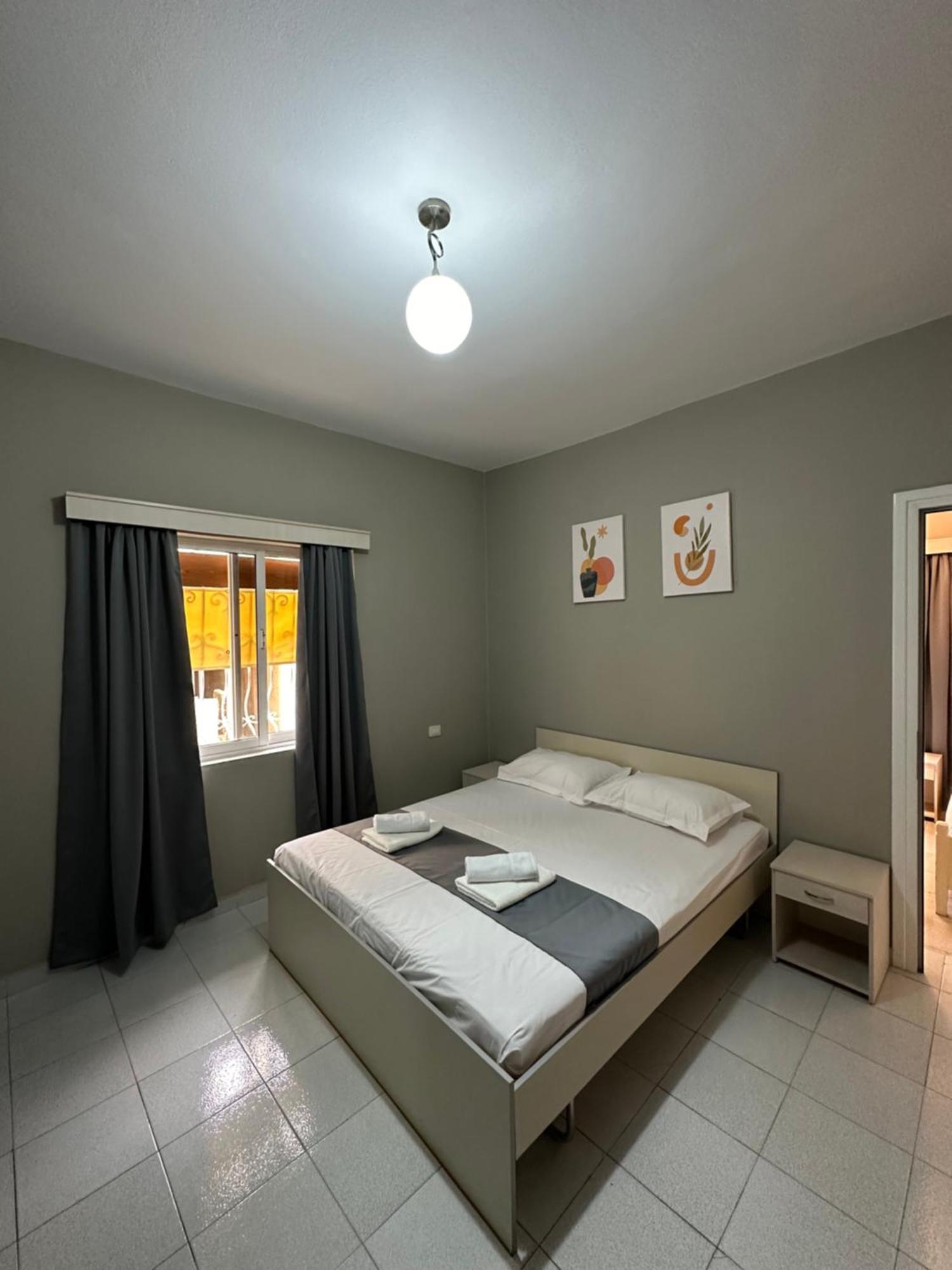 Olivias Apartments City Center Sarande Exterior photo